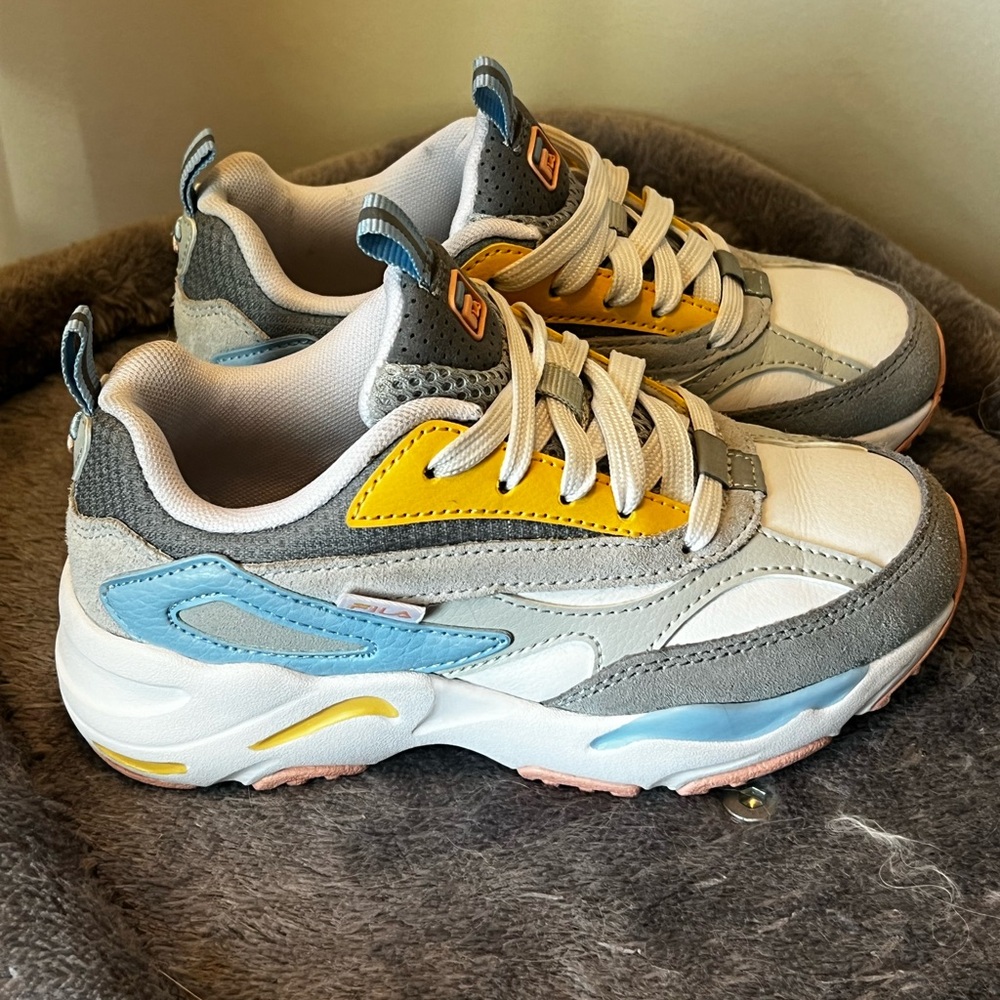 Fila Fastic Girls Size 12